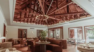 Maradiva Villas Resort and Spa 5