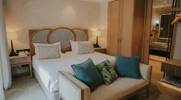 MARADIVA VILLAS RESORT &SPA