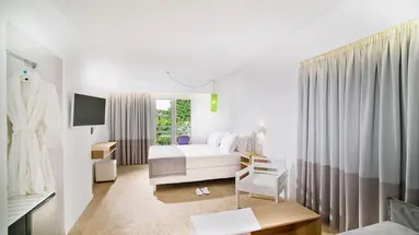 MARATHON BEACH RESORT
