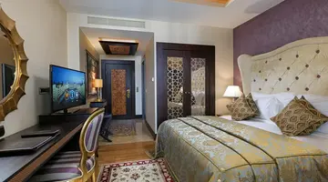 Mardan Palace
