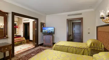 Mardan Palace