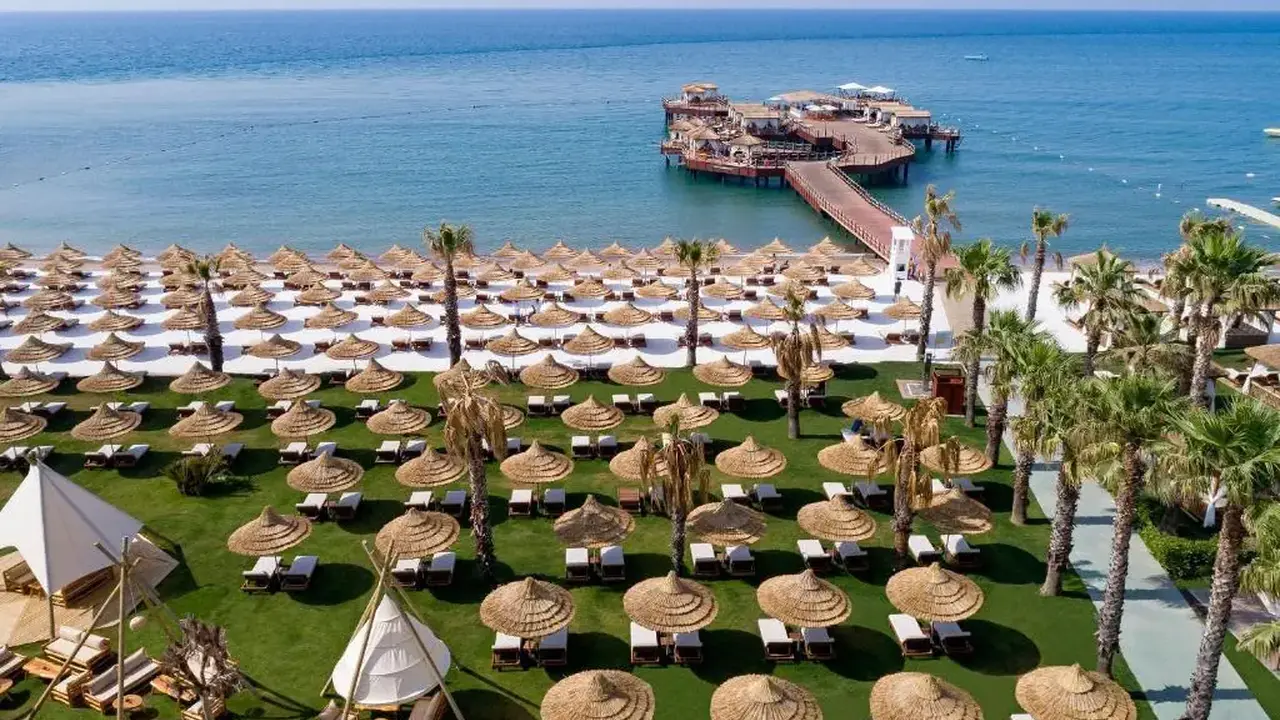 MARDAN PALACE