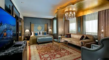 Mardan Palace