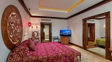 Mardan Palace