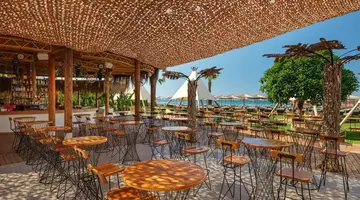 Mardan Palace