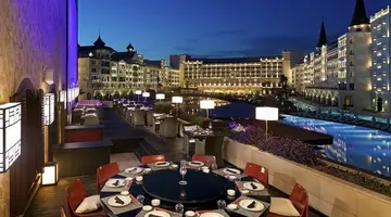 Mardan Palace