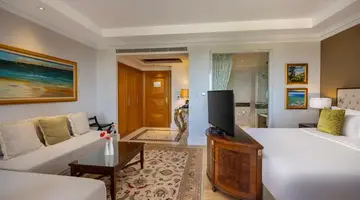 Mardan Palace