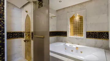Mardan Palace