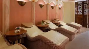 Mardan Palace