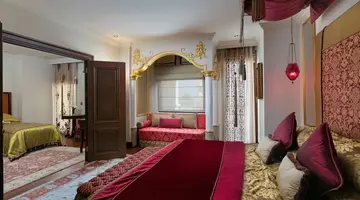 Mardan Palace