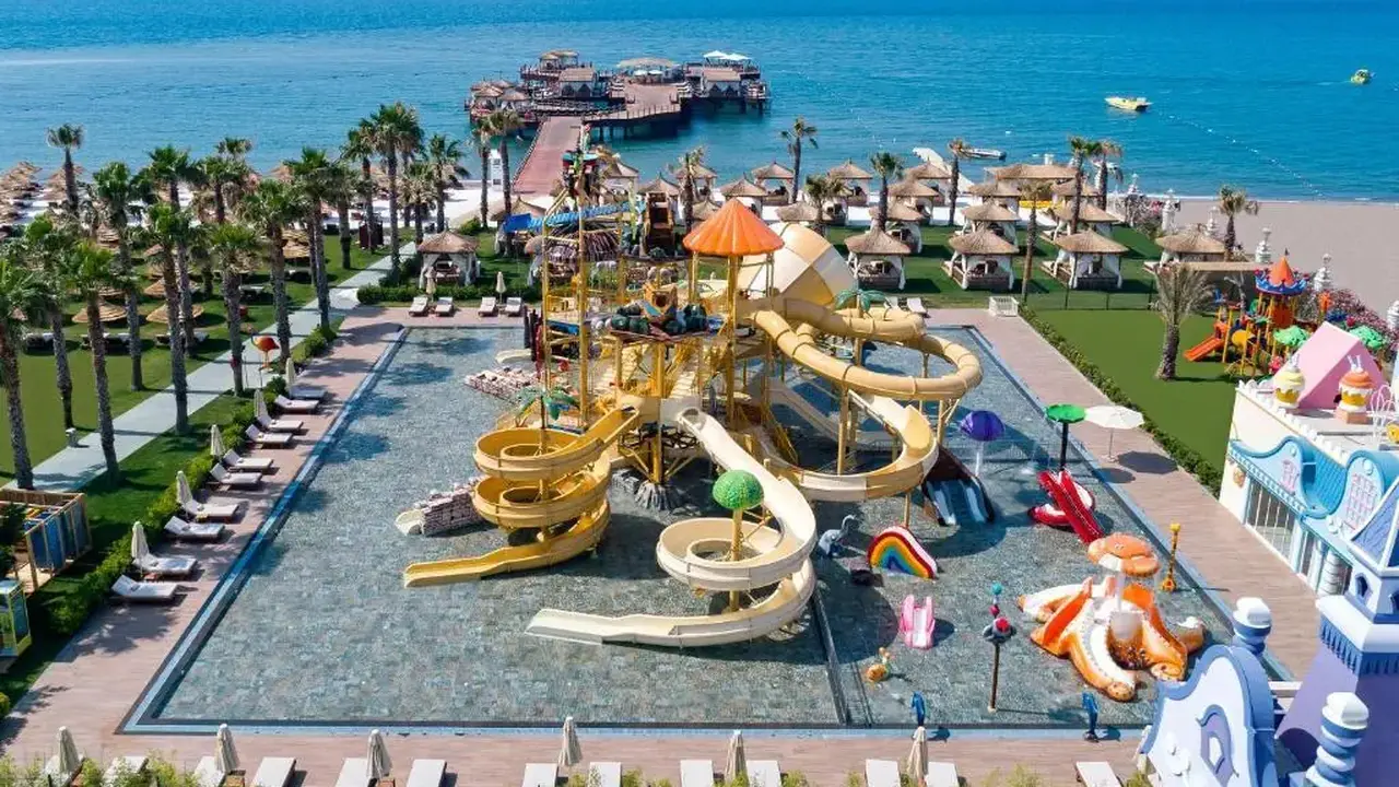 MARDAN PALACE