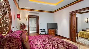Mardan Palace
