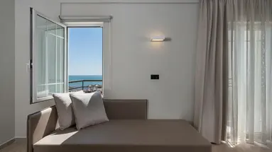 Mare Blue Suites (Adult Only 16+)