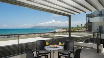 Mare Blue Suites (Adult Only 16+)