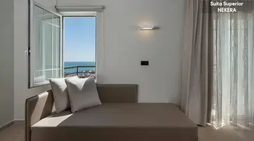Mare Blue & Suites Hotel