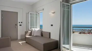 MARE BLUE & SUITES