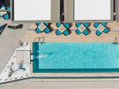 Mare Blue & Suites