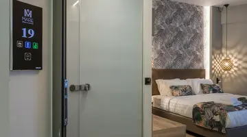 MARE BLUE & SUITES