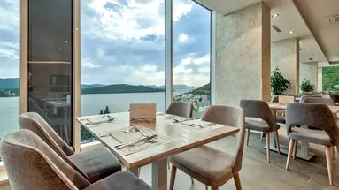 Marea Hotel & Spa
