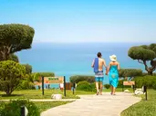 Mareblue Beach