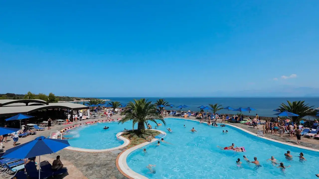 Mareblue Beach