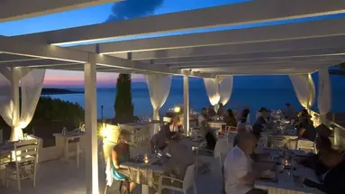 Mareblue Beach