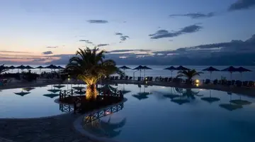Mareblue Beach