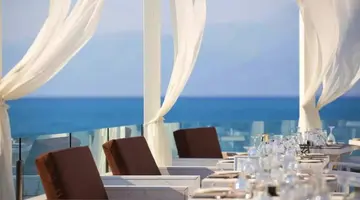 Mareblue Beach