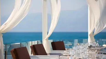 Mareblue Beach