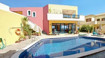 Marelina Villas Panormo