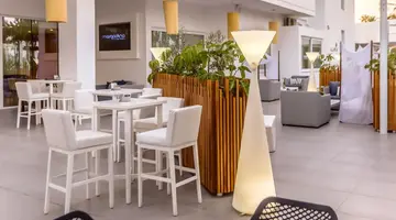Margadina Lounge Hotel