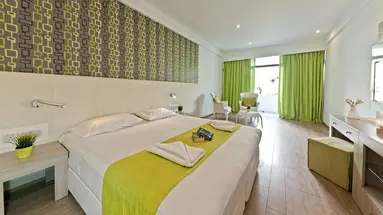 Margadina Lounge Hotel