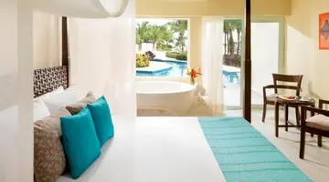 Margaritaville Island Reserve Riviera Cancun by Karisma