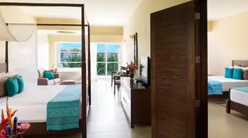 Margaritaville Island Reserve Riviera Cancun by Karisma
