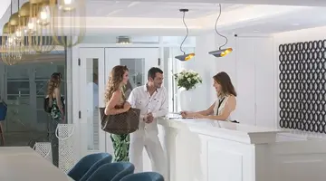 Mari Kristin Beach Hotel (Adults Only 14