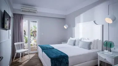 Mari Kristin Beach Hotel (Adults Only 14