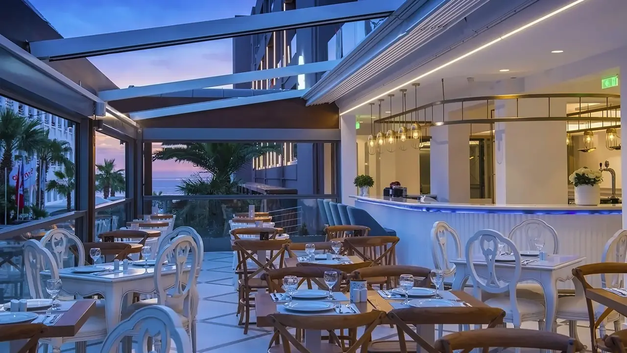 Mari Kristin Beach Hotel (Adults Only 14