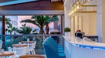 Mari Kristin Beach Hotel