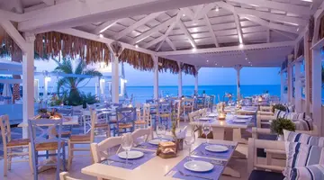MARI KRISTIN BEACH HOTEL