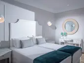 MARI KRISTIN BEACH HOTEL
