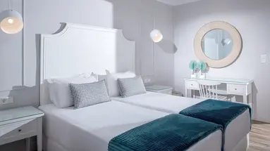 Mari Kristin Beach Hotel