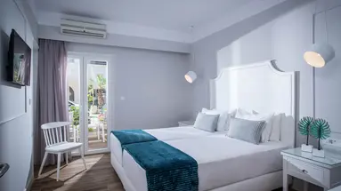 MARI KRISTIN BEACH HOTEL