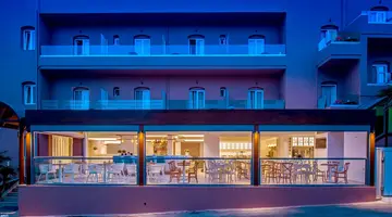 Mari Kristin Beach Hotel