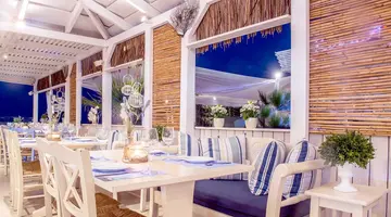 Mari Kristin Beach Hotel