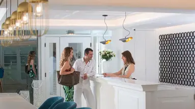 Mari Kristin Beach Hotel
