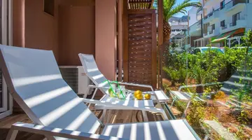 MARI KRISTIN BEACH HOTEL