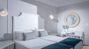 Mari Kristin Beach Hotel