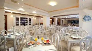 Mari Kristin Hotel (Adults Only)