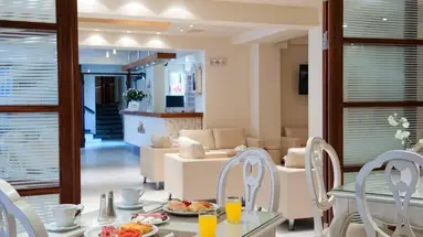Mari Kristin Hotel (Adults Only)