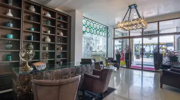 Maria Palace Aparthotel
